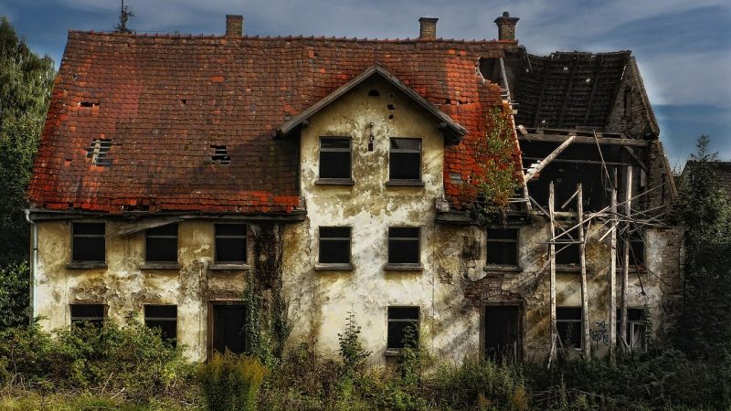 Leerstehende Gebäude in der Gebäudeversicherung